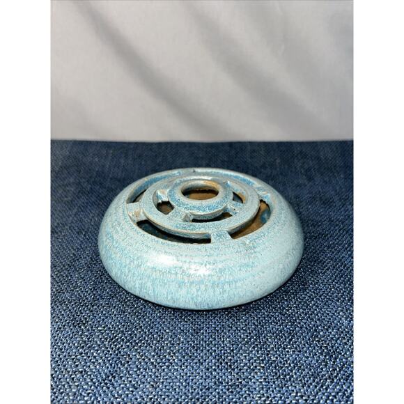 Studio Pottery 4" W 1.25" T 9 Hole Flower Frog Crystalline Glaze Turquoise - Picture 4 of 9